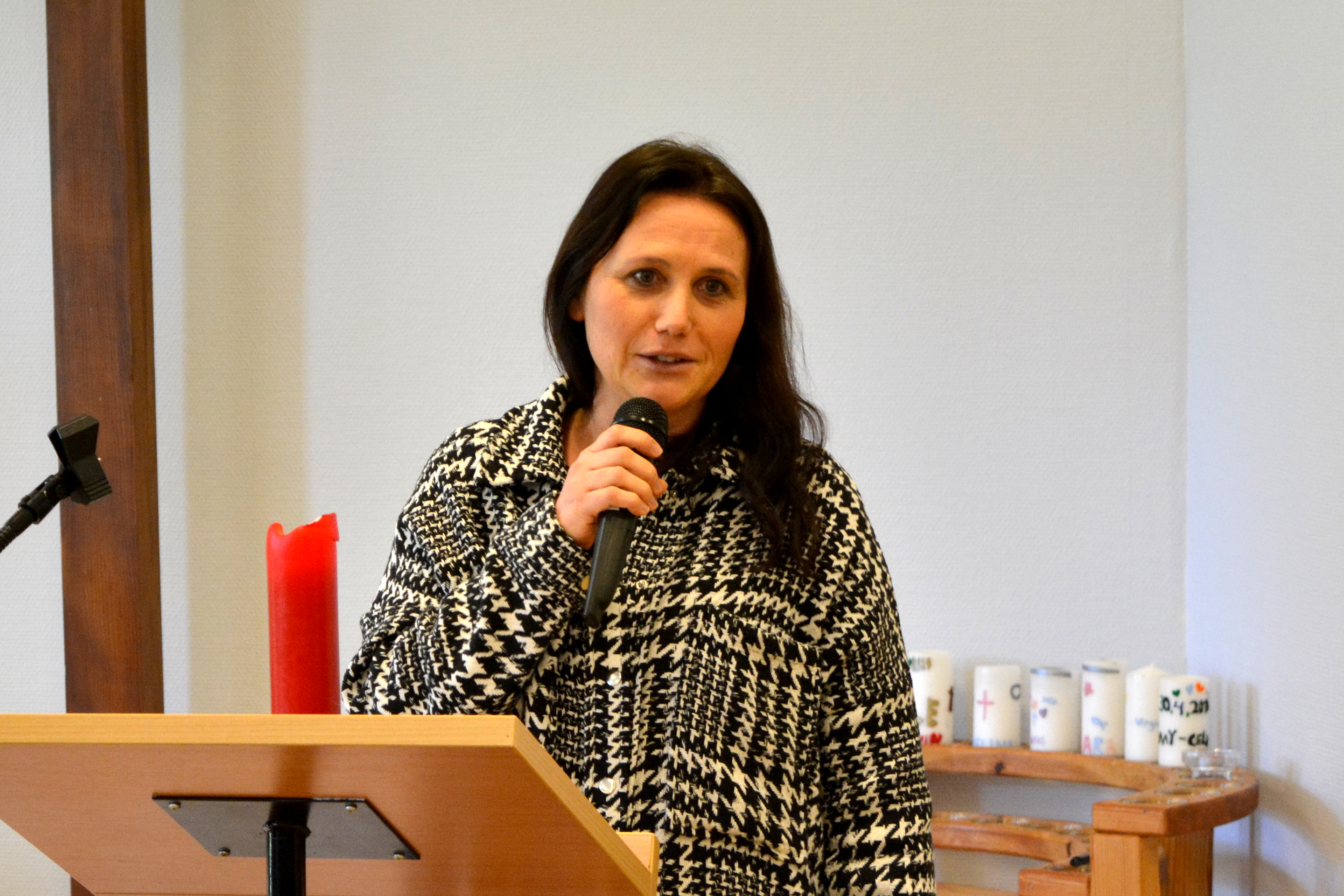Silke Westerhausen, die neue Leiterin des Würselener Familienzentrums, stellte sich der Gemeinde vor.